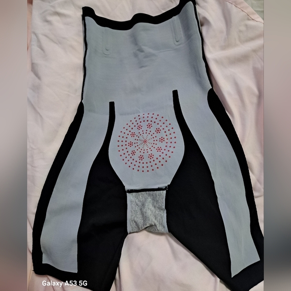 Magic trousers - Picture 2 of 6